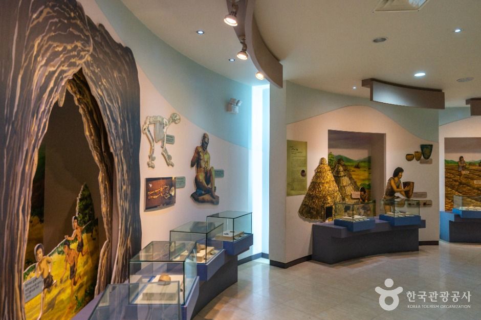 조동리 선사유적 박물관