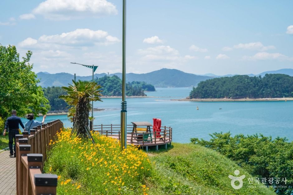 thumbnail-진해해양공원-1