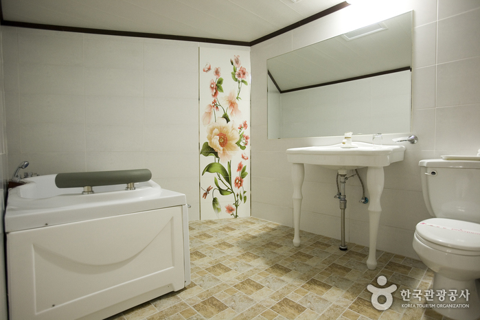 BENIKEA Jeonju Hansung Tourist Hotel (베니키아 전주한성관광호텔)