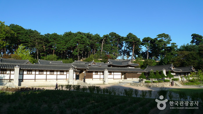 Seongyojang House (강릉 선교장)