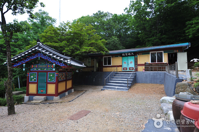 Incheon Yonggungsa Temple (용궁사 (인천))