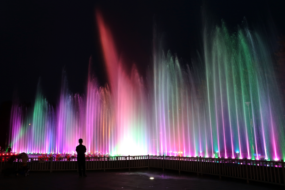 Naejangsan Cultural Tourism Musical Fountain (내장산 문화관광 음악분수)