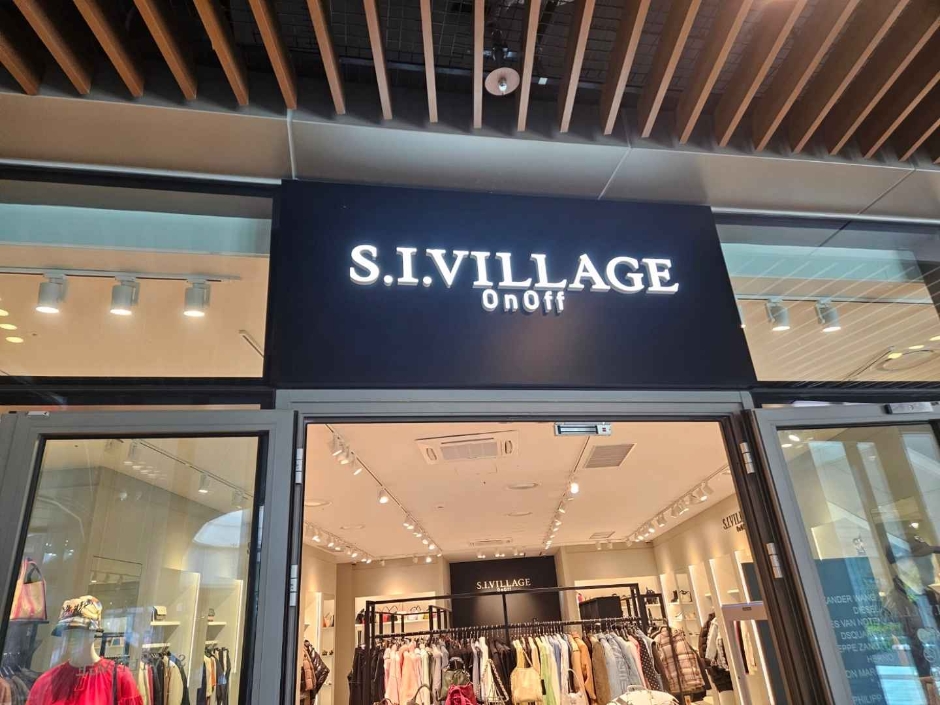 S.I.Village - Shinsegae Simon Jeju Outlets Branch [Tax Refund Shop] (S I 빌리지 신세계사이먼 제주아울렛)
