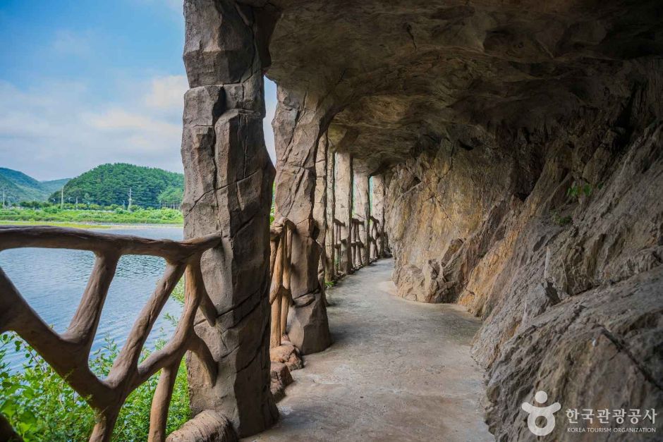 thumbnail-성류굴 (경북 동해안 국가지질공원)-28