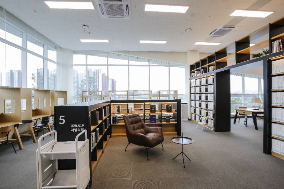 thumbnail-국회부산도서관-10