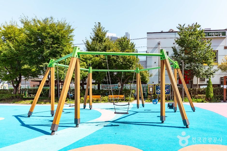 thumbnail-삼각어린이공원-7
