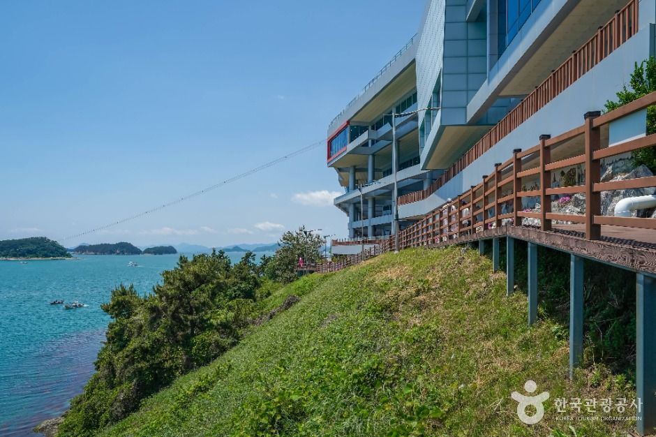 thumbnail-진해해양공원-2