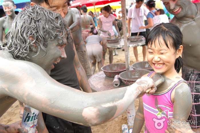 Boryeong Mud Festival (보령머드축제)