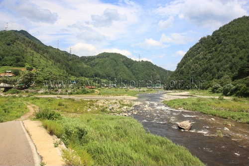 thumbnail-Samcheok Deokpunggyegok Valley Village (삼척 덕풍계곡마을)-8