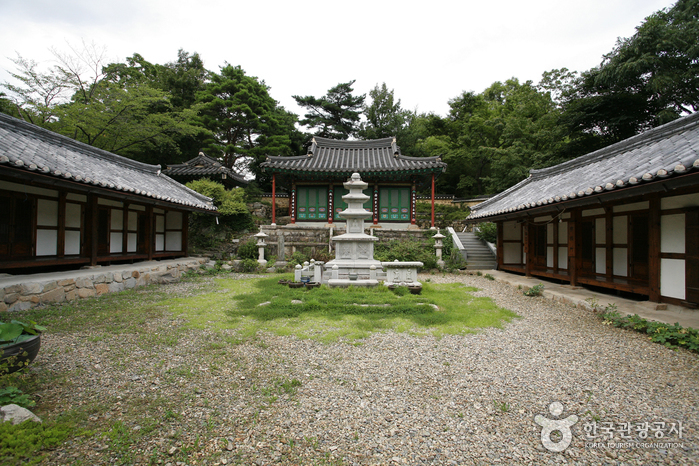 Beopgwangsa Temple (...