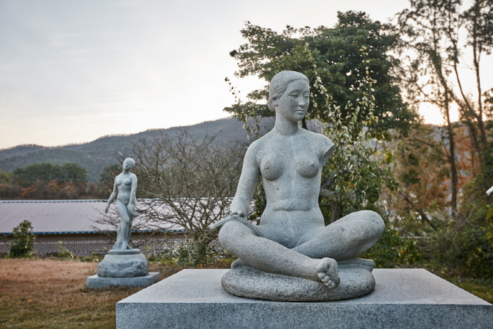 Parc des sculptures de Keumkuwon (금구원야외조각미술관)