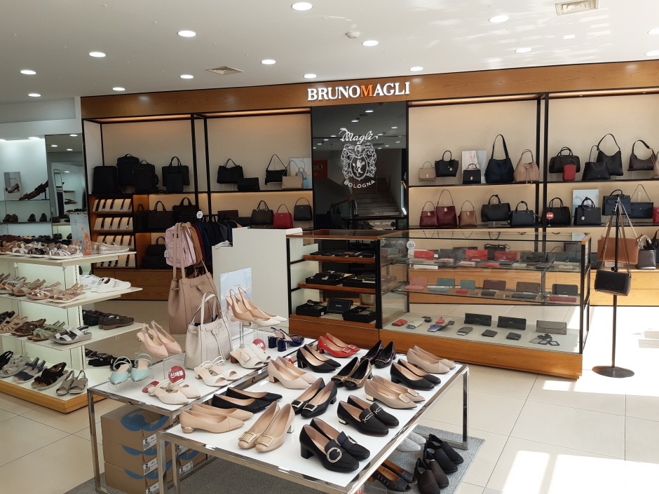Kumkang Shoes - Daegu Branch [Tax Refund Shop] (KK대구본점(금강 금강제화))