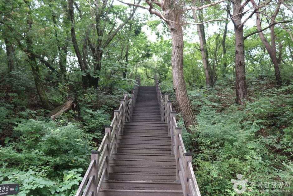 포암산(충주)