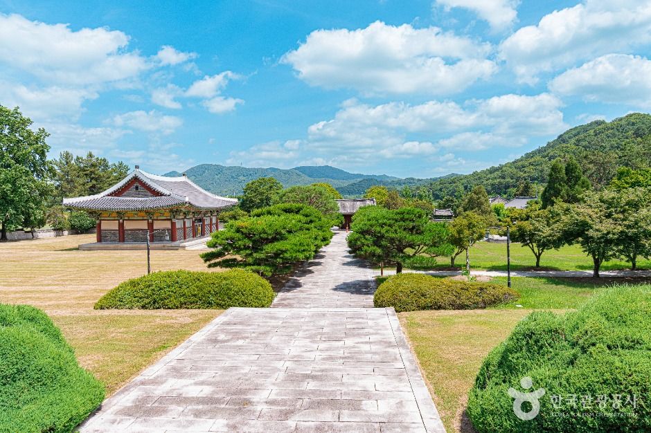 포충사