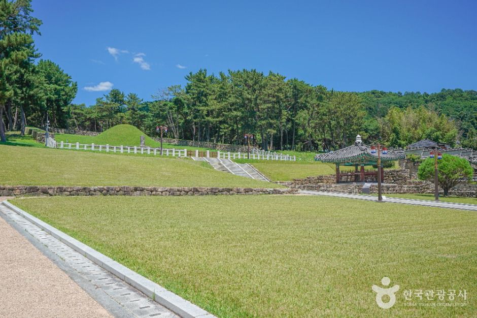 김해 수로왕비릉