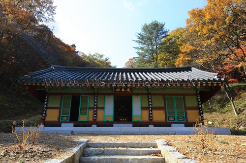 Guryongsa Temple (구룡사)