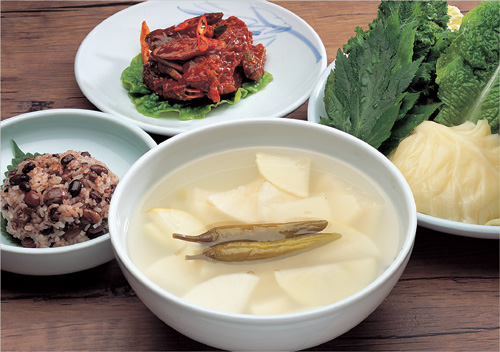 Woomyunsan Budnamujip (버드나무집 - 우면점)