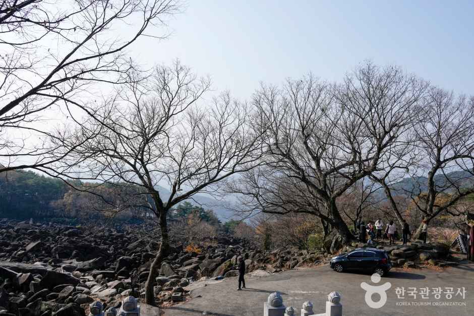만어사