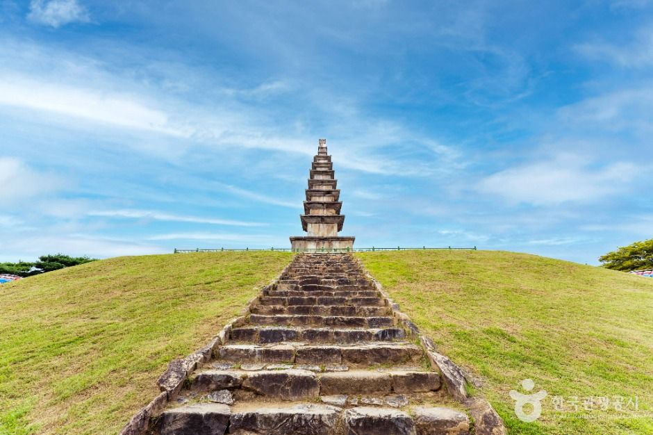 충주_충주 탑평리 칠층석탑 (4)