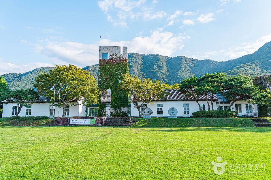 미당 서정주 시문학관