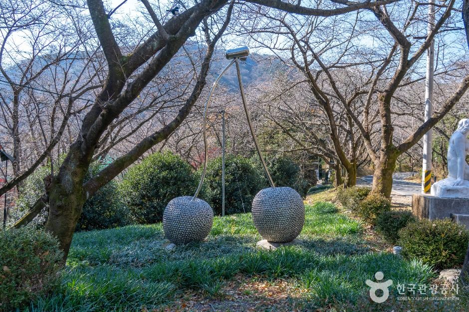 장복산조각공원