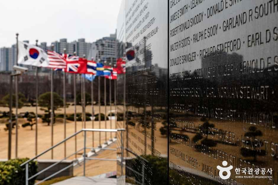 thumbnail-유엔기념공원-20