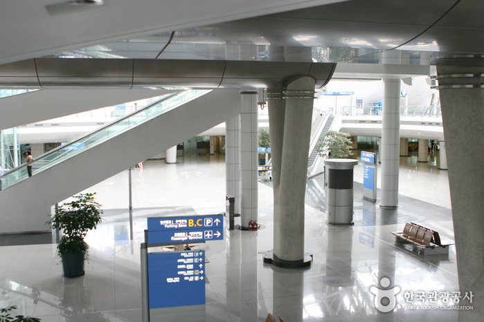 Incheon International Airport (인천국제공항)
