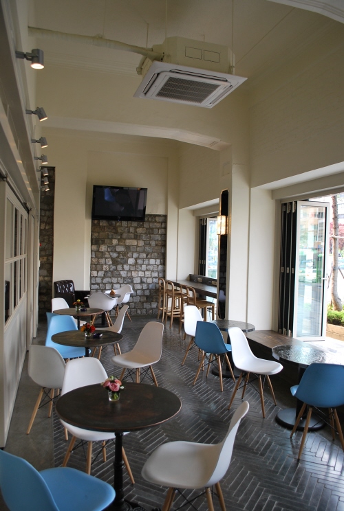 Astoria Hotel (아스토리아 호텔)