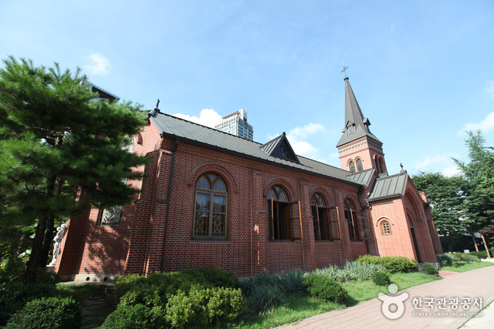 Katholische Kirche Yakhyeon (서울 약현성당)