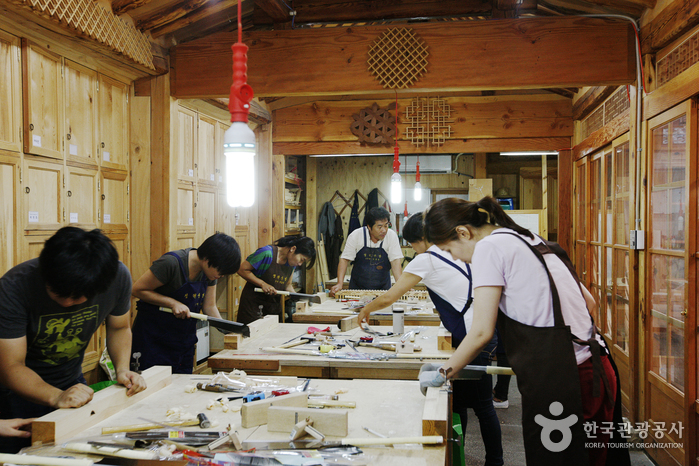 清圆山房(诚心艺工院)청원산방(성심예공원)