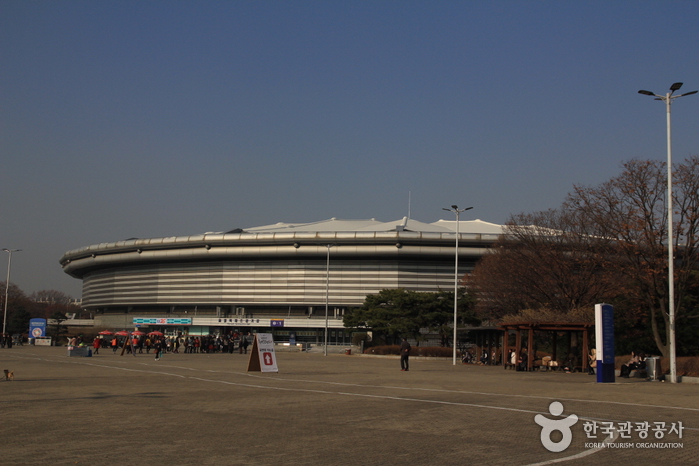 オリンピック公園競技場（올림픽공원 경기장）