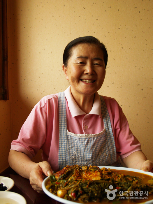 강촌매운탕의 이영숙 사장