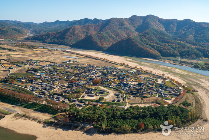 安東河回村［ユネスコ世界遺産（文化遺産）］（안동 하회마을［유네스코 세계문화유산］）