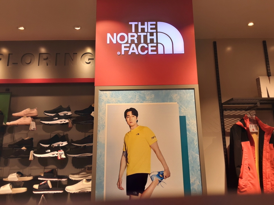 The North Face [Tax Refund Shop] (노스페이스)