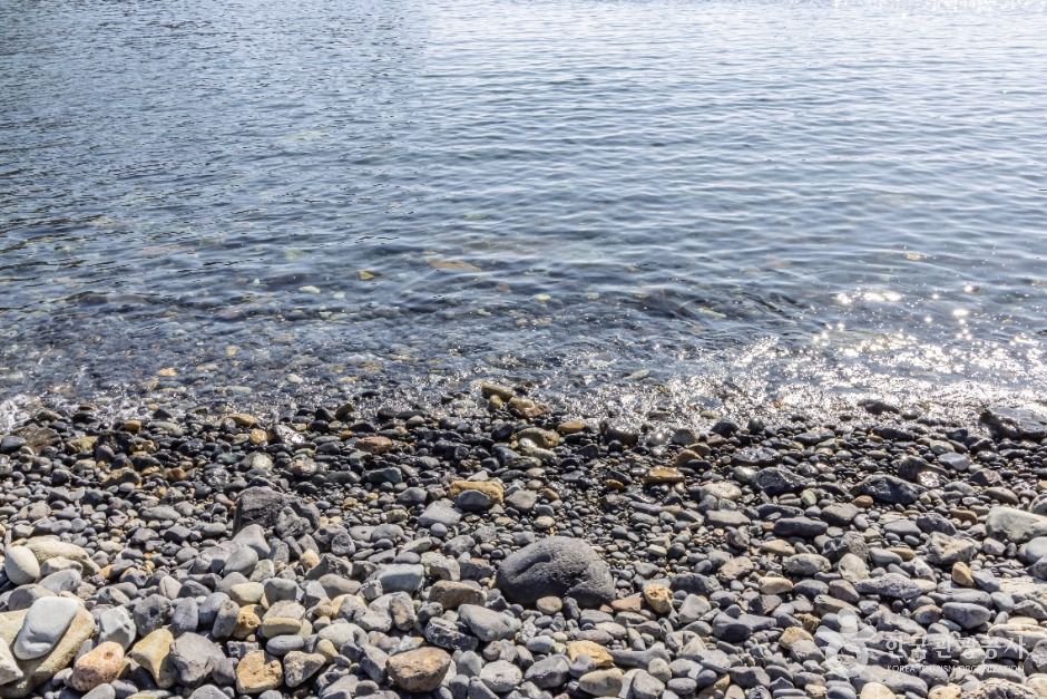 thumbnail-덕동해수욕장-3