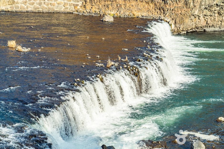 thumbnail-직탕폭포 (한탄강 유네스코 세계지질공원)-6