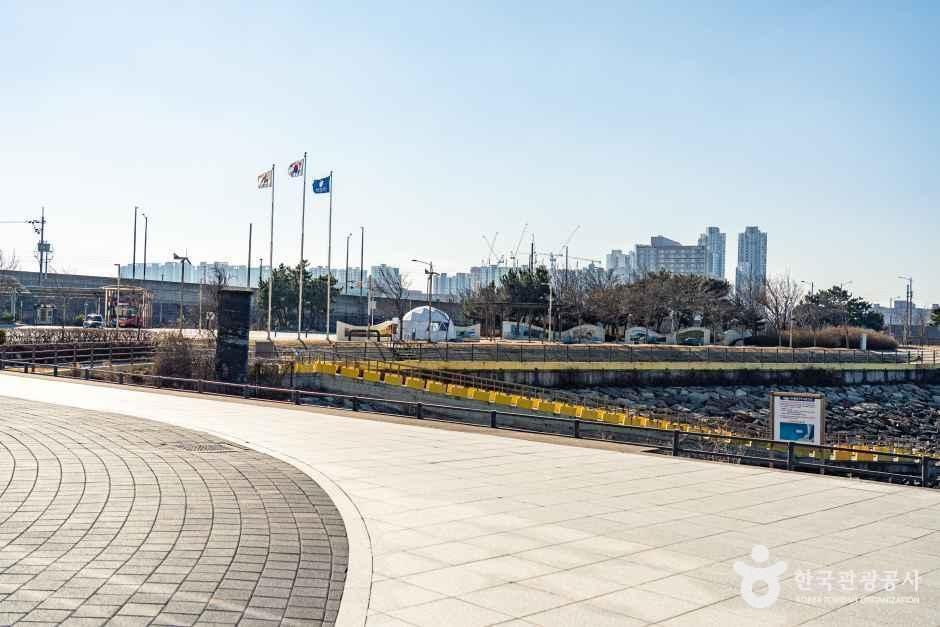 thumbnail-오이도기념공원-8