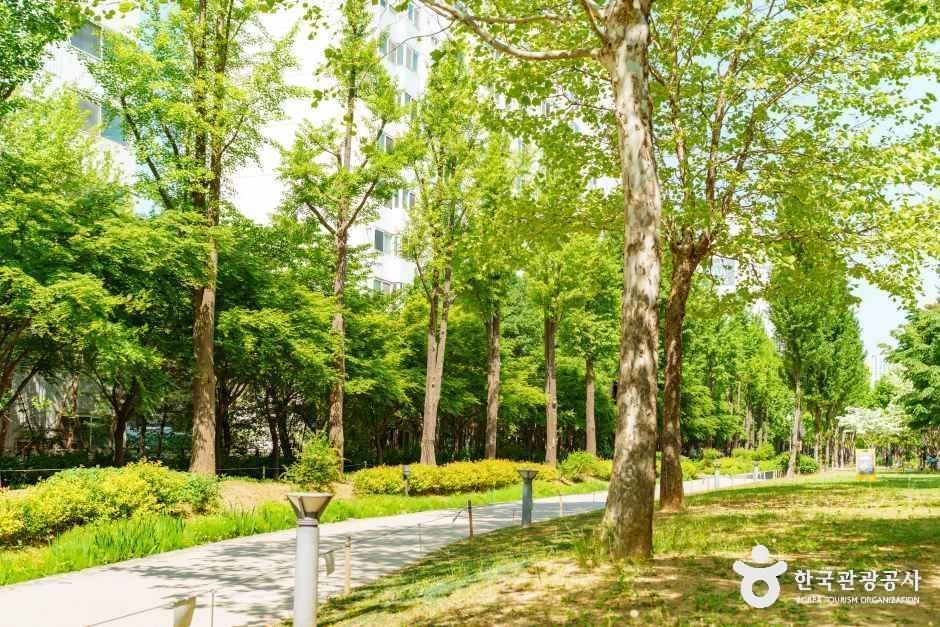 thumbnail-경의선숲길-5