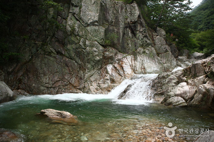 Wasserfall Jungwonpokpo (중원폭포)