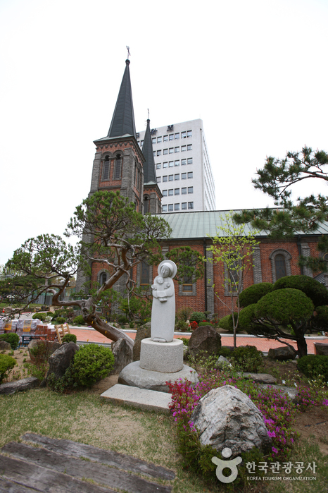 Daegu Gyesan Catholic Church (대구 계산성당)