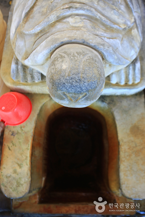 Dalgi Yaksutang (Mineral Spring) (달기약수탕)
