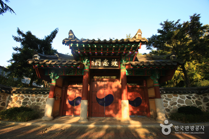 Sanctuaire de Chungnyeolsa (충렬사-정읍)
