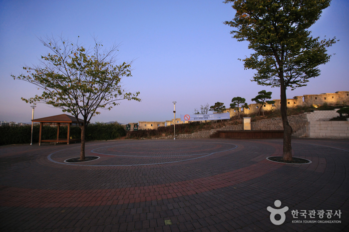 Naksan-Park (낙산공원)