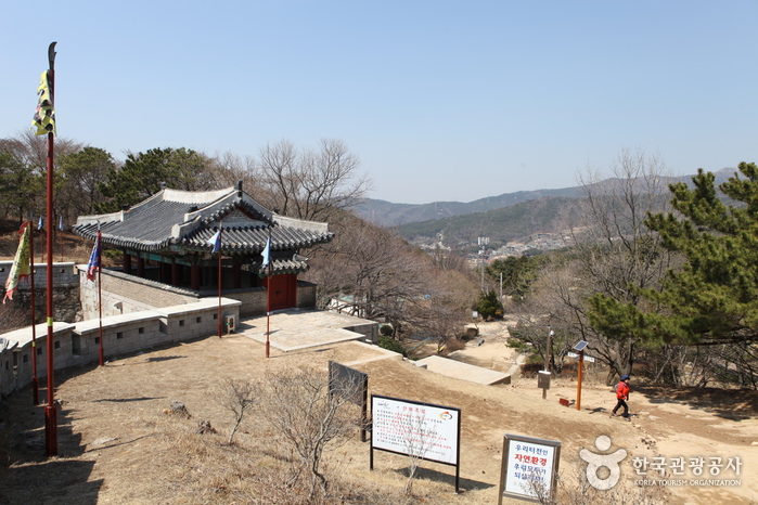 Berg Geumjeongsan (금정산 (부산 국가지질공원))