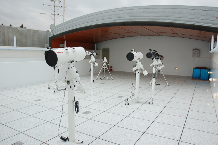 Jeju Starlight World Park and Planetarium (제주별빛누리공원)