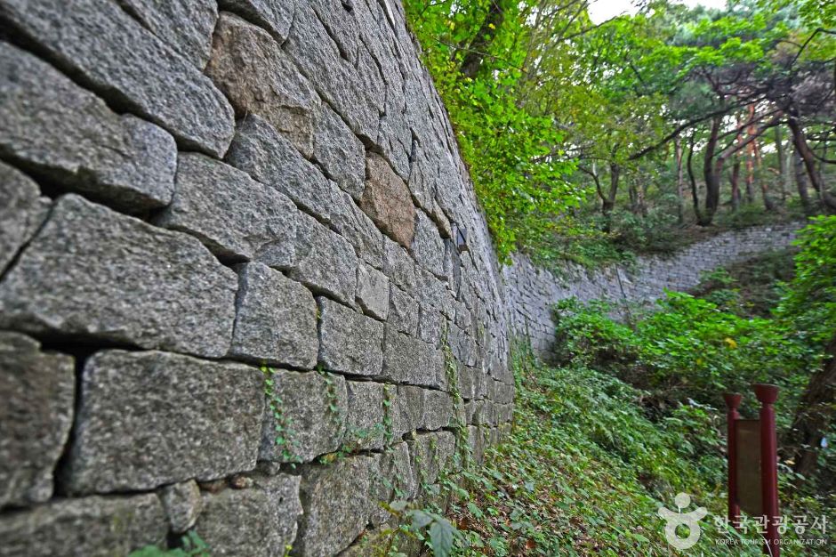 춘천봉의산성