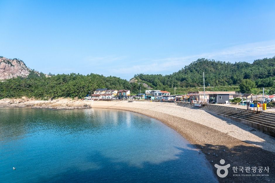 thumbnail-옥돌해변-5