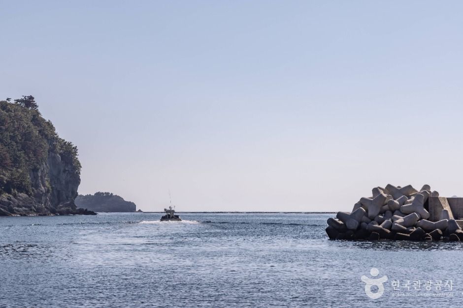 thumbnail-덕동해수욕장-4