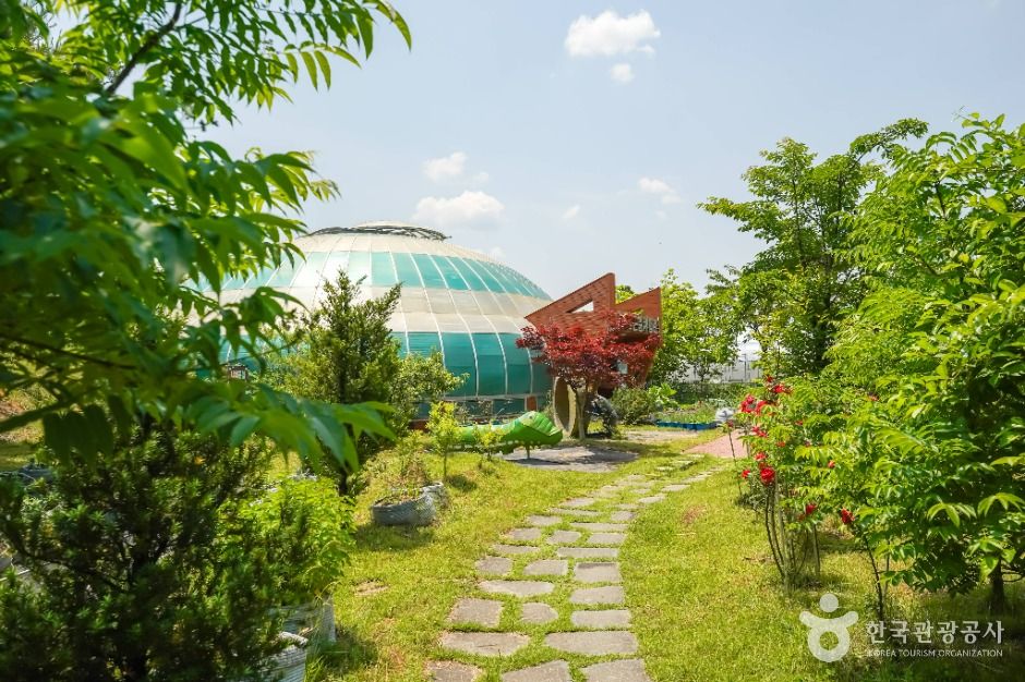 천적생태과학관