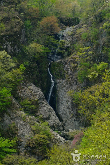 Cascade d'Uibong (위봉폭포)